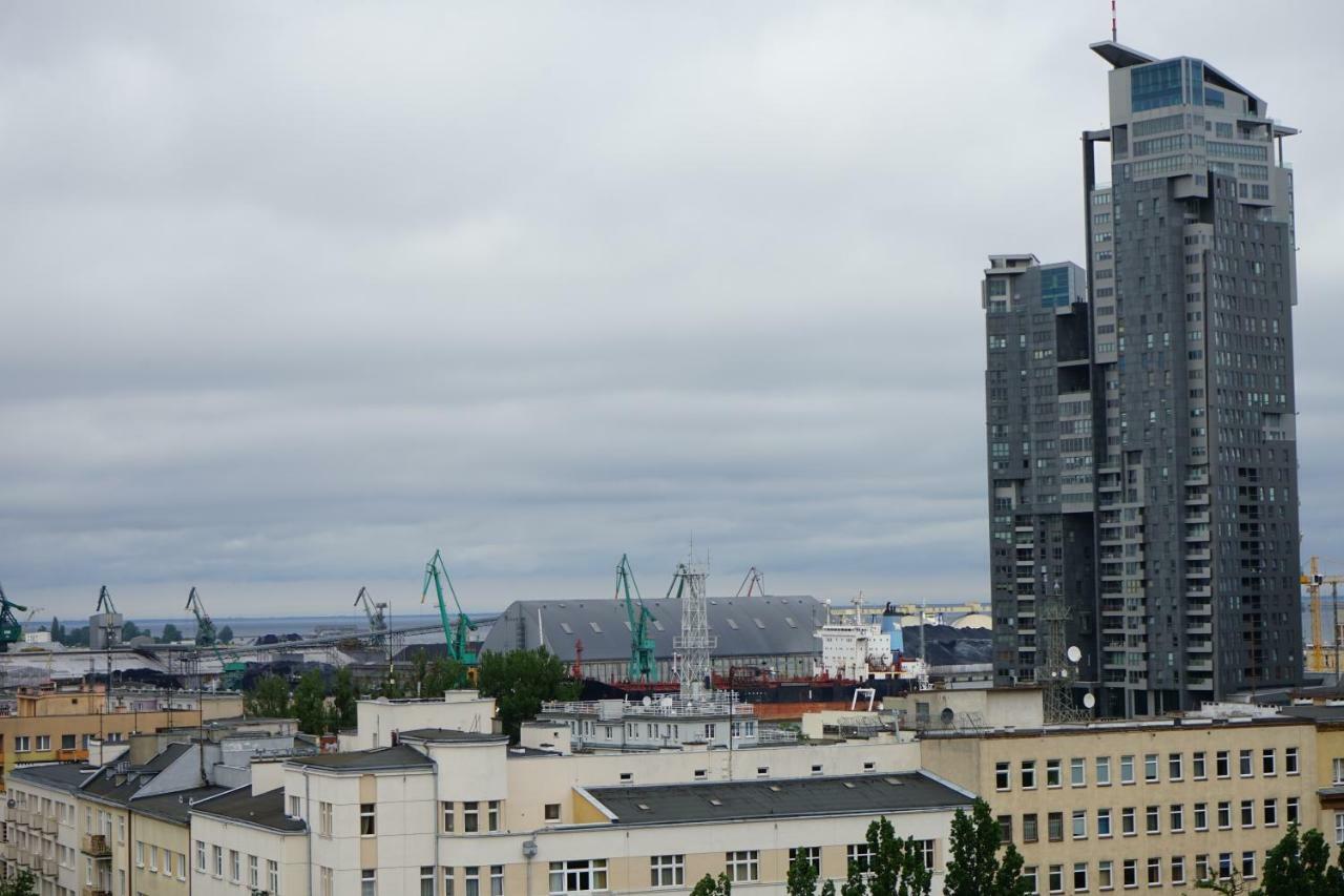 Sloneczny Skwer 13 Apartment กดิเนีย ภายนอก รูปภาพ