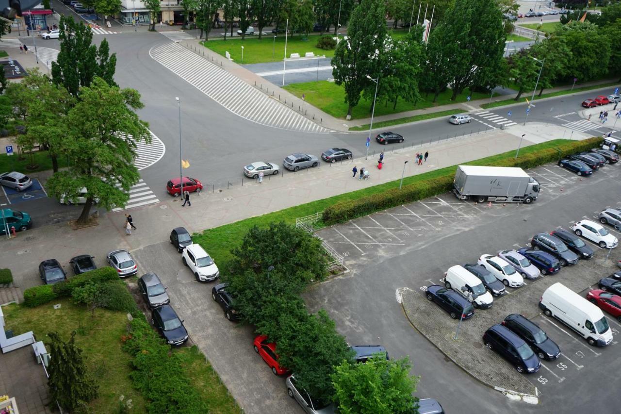 Sloneczny Skwer 13 Apartment กดิเนีย ภายนอก รูปภาพ